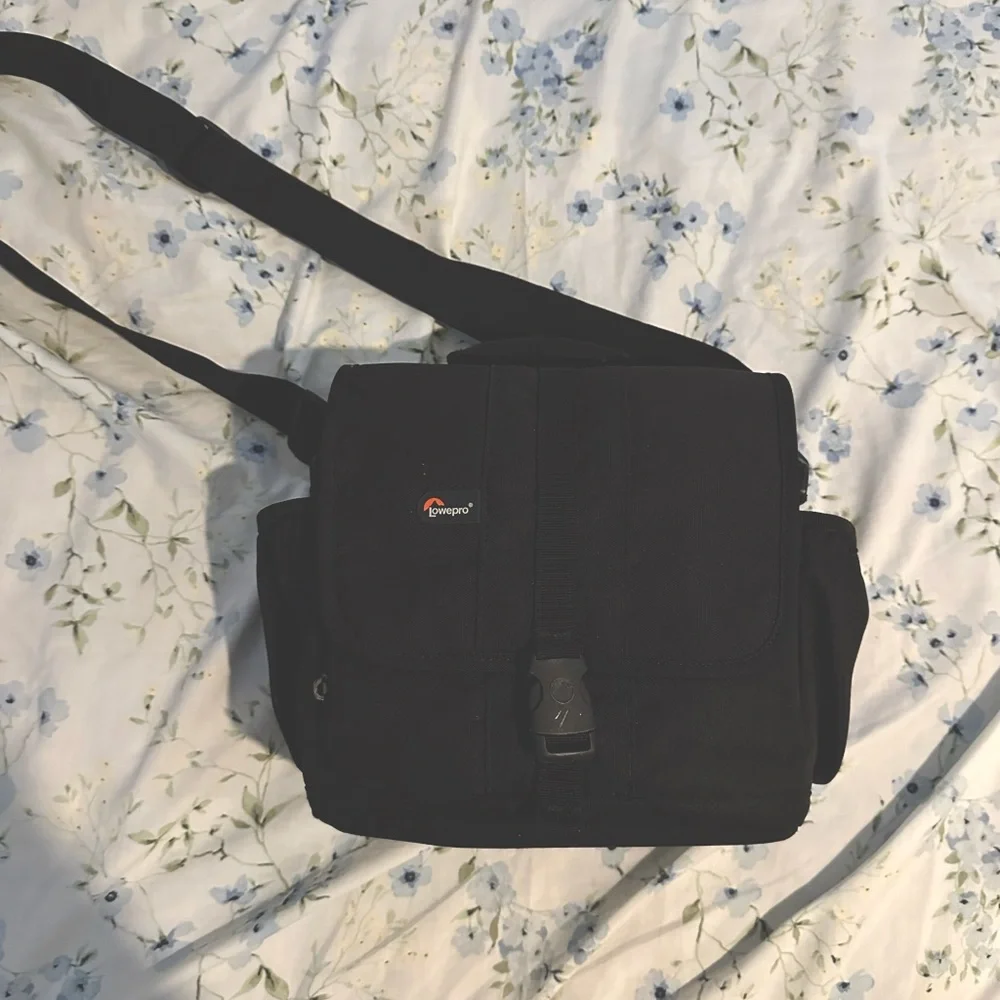 Camara Bag